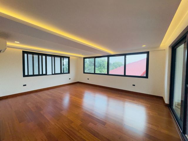 place photo 69