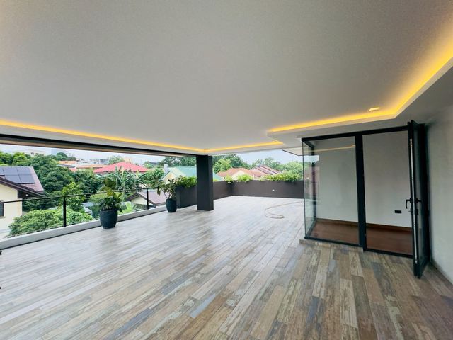 place photo 73