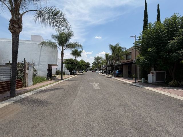 place photo 46