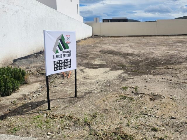 TERRENO EN VENTA EN LA VALENCIANA, EN LEON, GTO.
