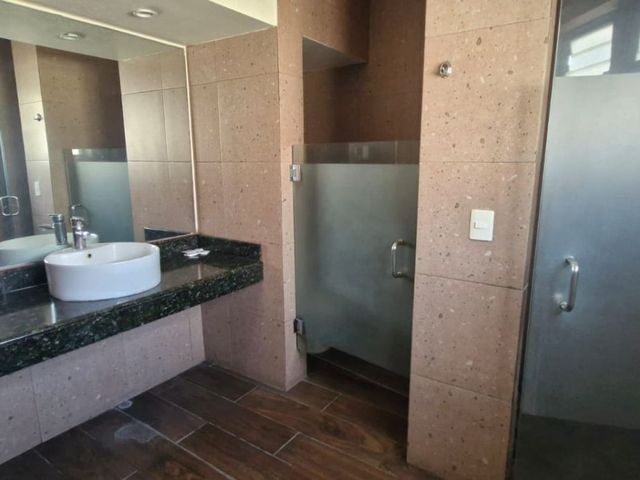 place photo 49
