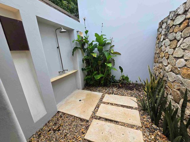 place photo 46