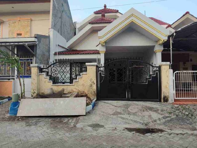 Disewakan rumah Surabaya Timur, Pantai Mentari. Termurah