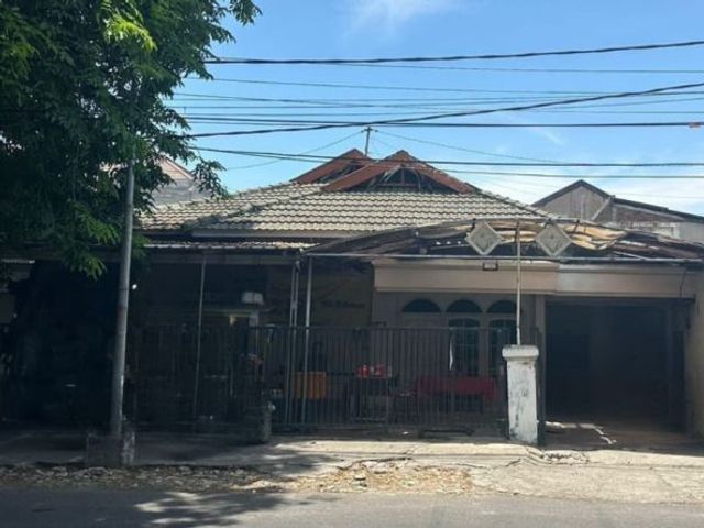 Disewakan Rumah Jalan Raya cocok untuk warkop atau cafe – Pondok Tjandra Sidoarjo