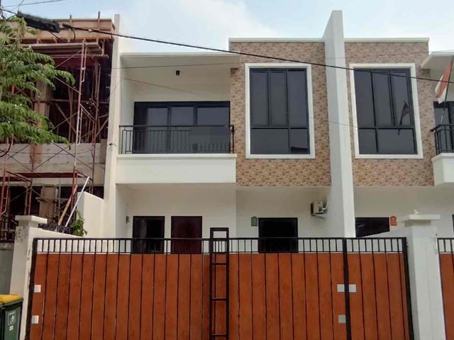 Disewakan cepat rumah modern hadap timur semifurnish bagus di cempaka putih jakarta pusat