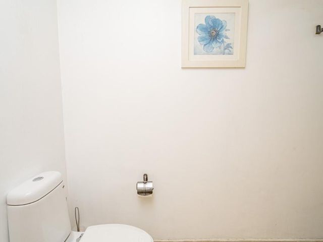 place photo 48