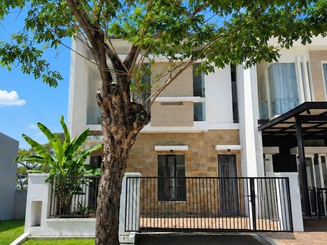 Rumah 2 Lantai San Diego Pakuwon City Surabaya Timur Murah Pol