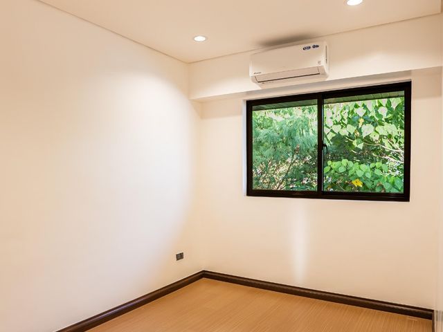 place photo 74