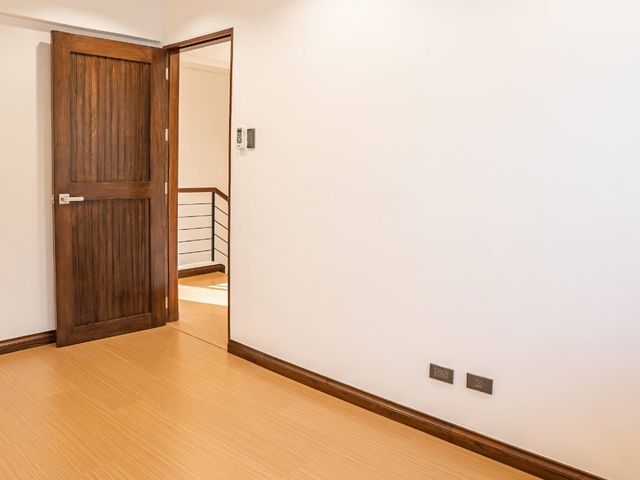 place photo 85