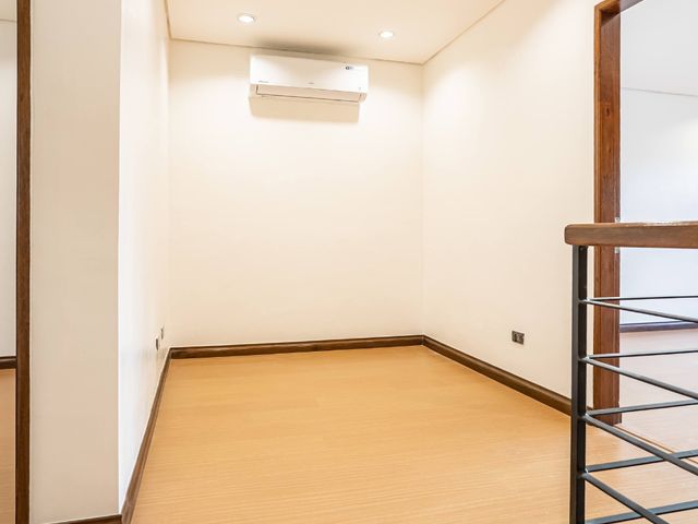 place photo 97