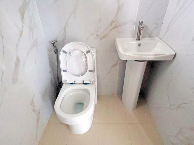 place photo 100