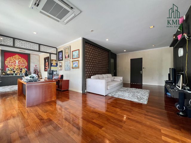 place photo 44