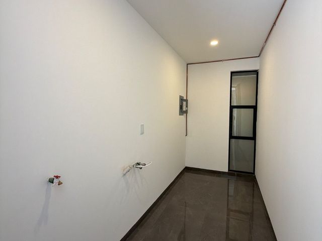 place photo 76