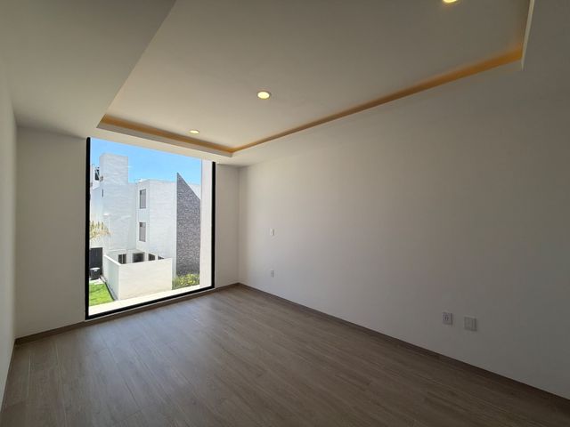 place photo 59
