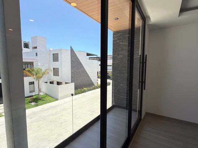 place photo 87
