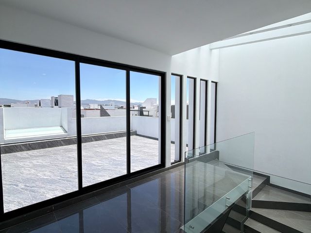 place photo 84