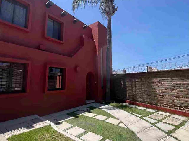 place photo 34