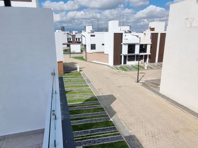 place photo 36