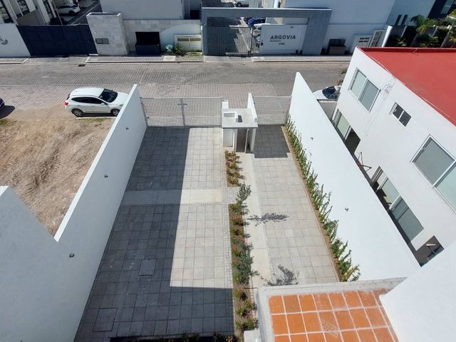 place photo 21