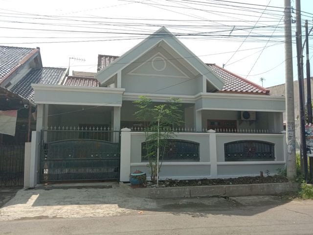 Disewakan Rumah Murah Lokasi Strategis di Jl. Hanoman Raya Semarang