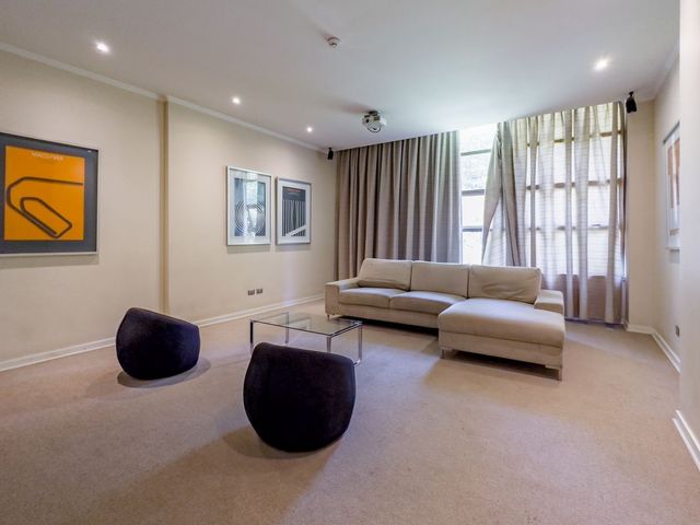 place photo 28