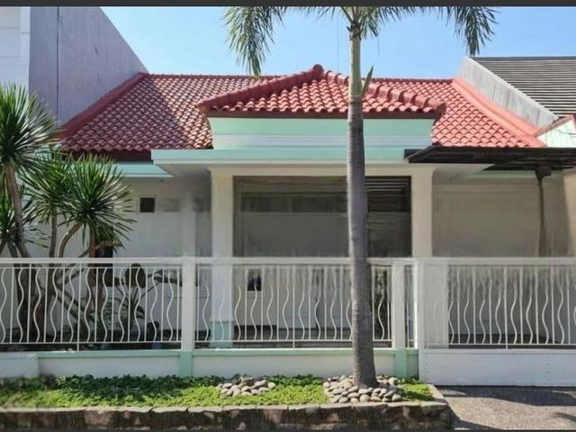 Dijual Rumah Terawat Jemursari Siap Pakai
