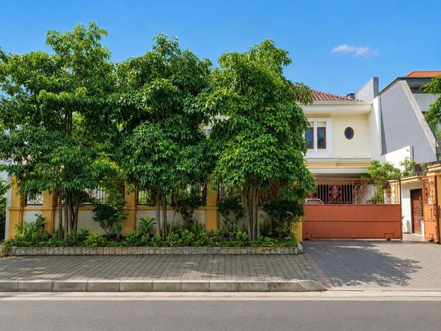 Rumah Raya Kertajaya Indah STRATEGIS NOL JALAN