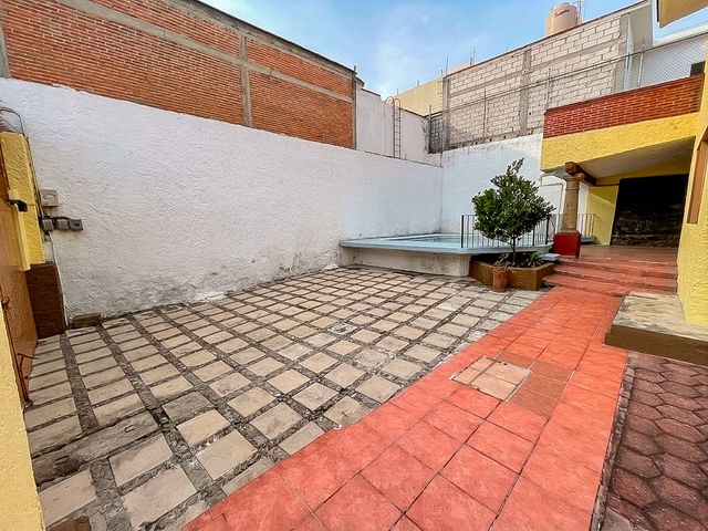 place photo 60