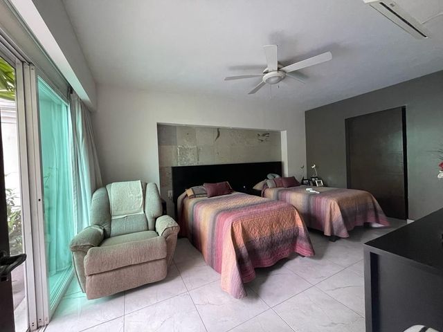 place photo 32
