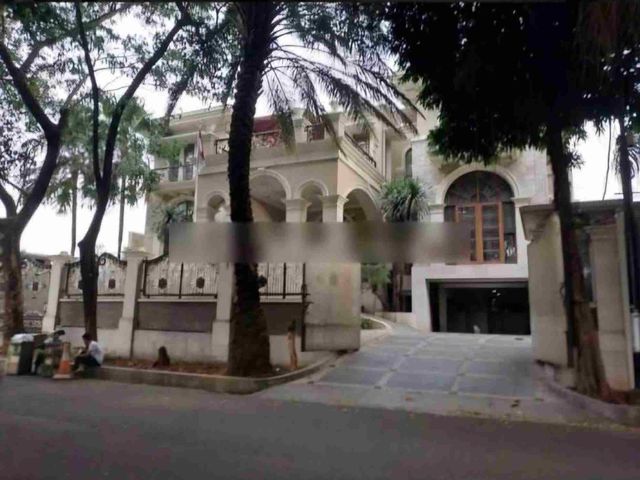 DIJUAL CEPAT RUMAH SIAP HUNI MANTAN WAPRES, PATRA KUNINGAN JAKARTA SELATAN