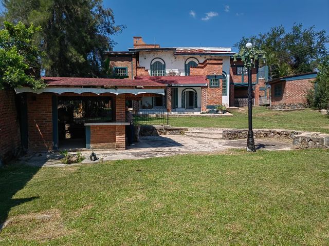Casa en VENTA en Fraccionamiento Club Náutico Puente Viejo, Juanacatlan, Jalisco