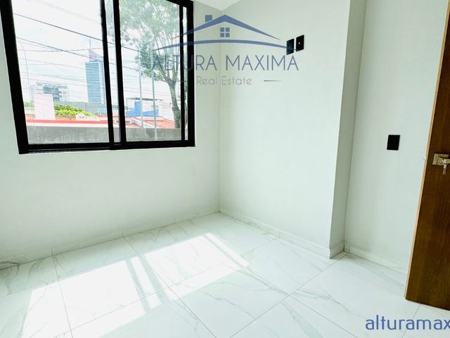 place photo 38