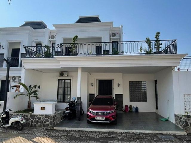 RUMAH 2 LANTAI DEKAT KSH PATI