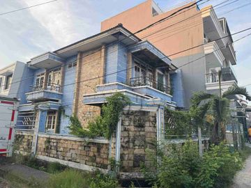 dijual rumah hoek taman kencana outer ring road