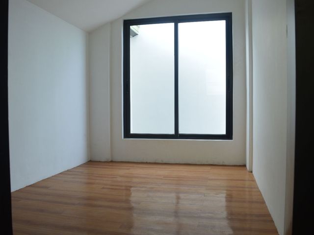 place photo 47