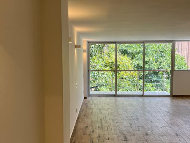 place photo 52