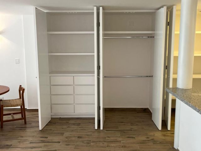 place photo 98