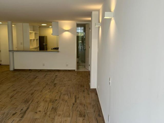 place photo 100