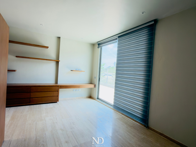 place photo 48