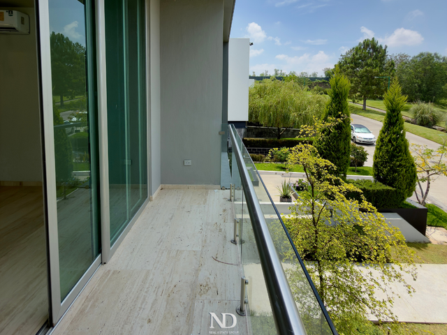 place photo 37