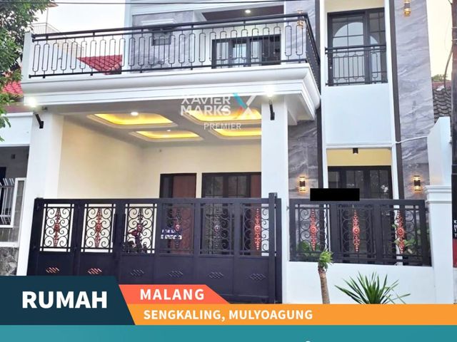 Dijual Rumah American Classic di Sengkaling Dau Malang