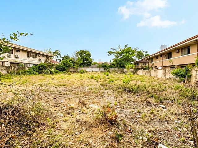 For Sale: Vacant Lot In Dasmarinas Village, Makati
