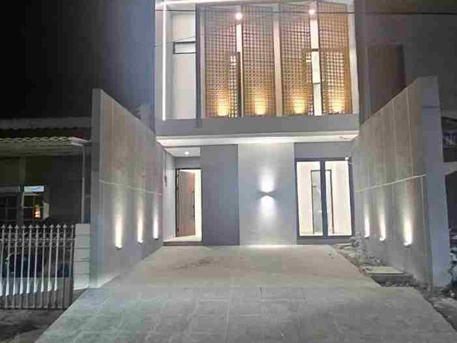 Dijual Rumah Baru Gress Minimalis Panjang Jiwo ( Ready )
