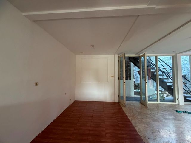 place photo 50