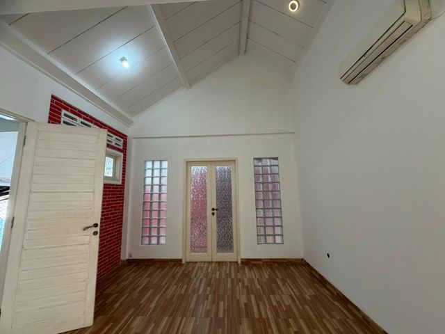 place photo 65