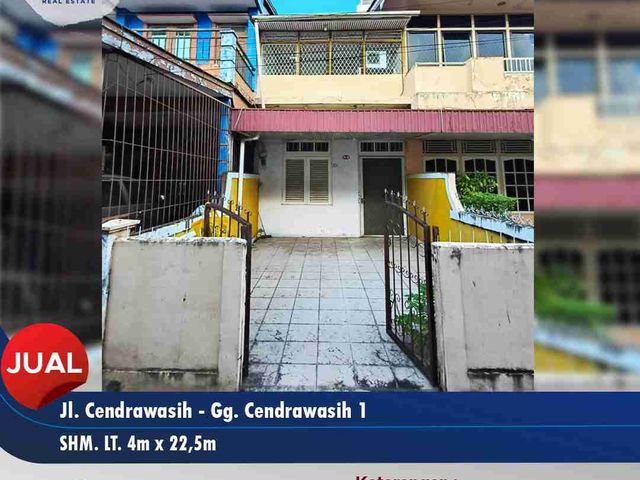 Rumah 2 Lantai Tengah Kota
