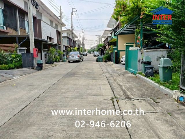 place photo 18