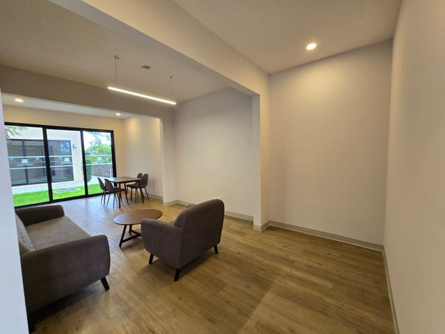 place photo 49