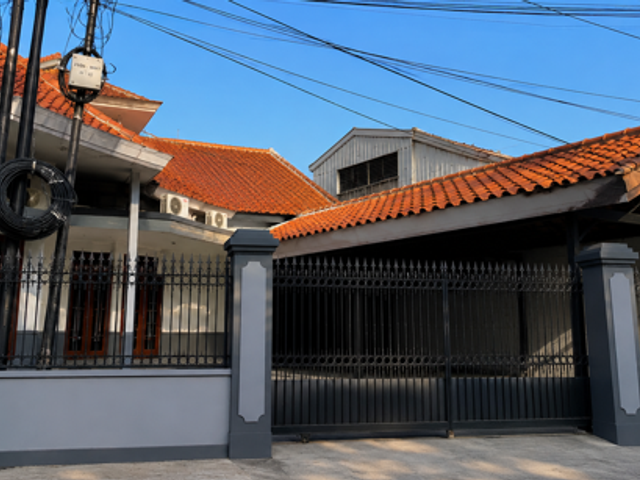 rumah disewakan perak barat surabaya