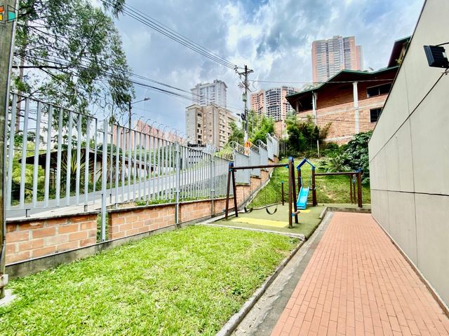 place photo 21